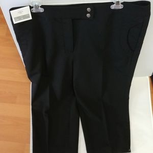 Women's Golf Clothes